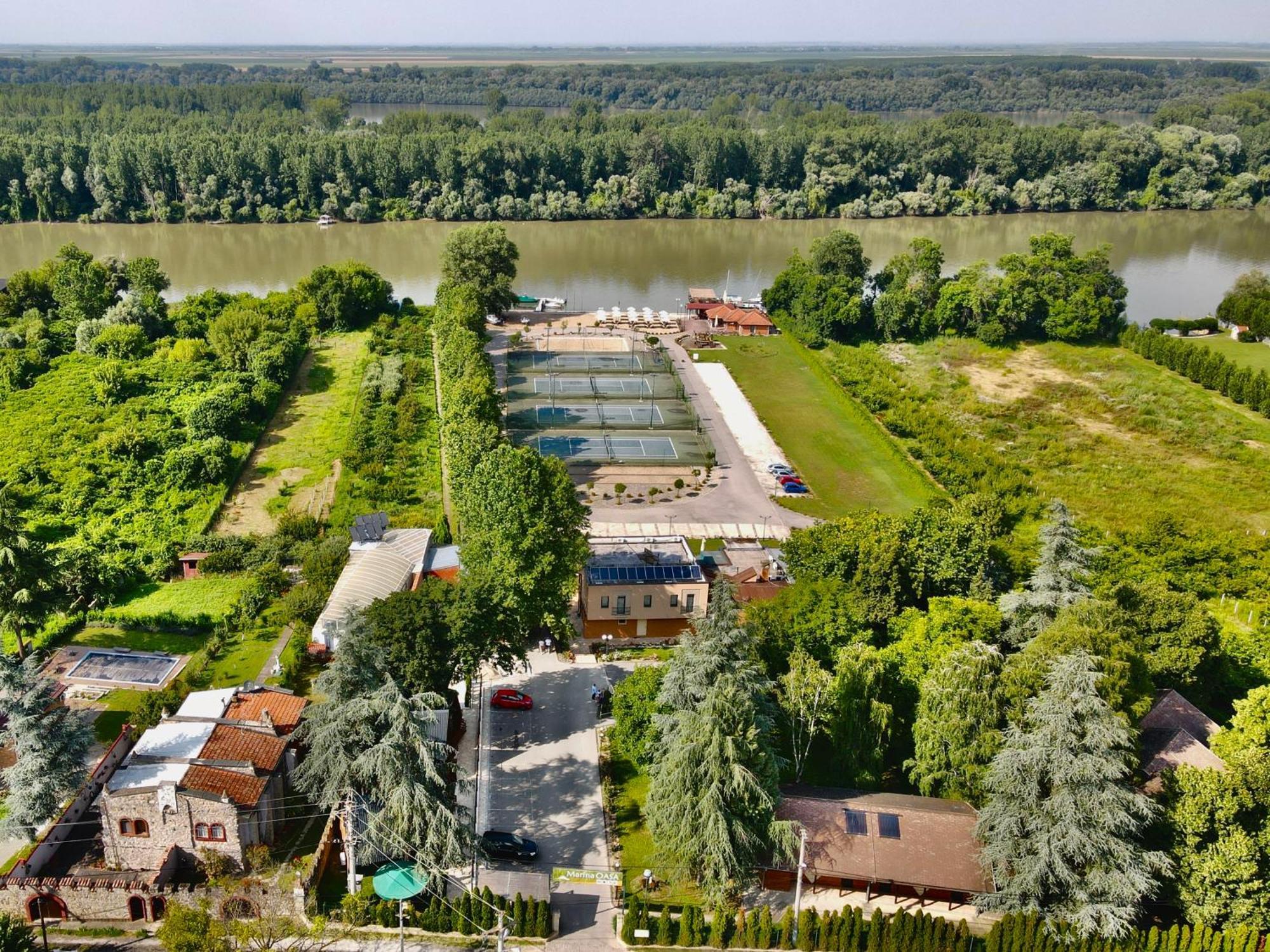 Hotel Marina Oasa Grocka Kültér fotó