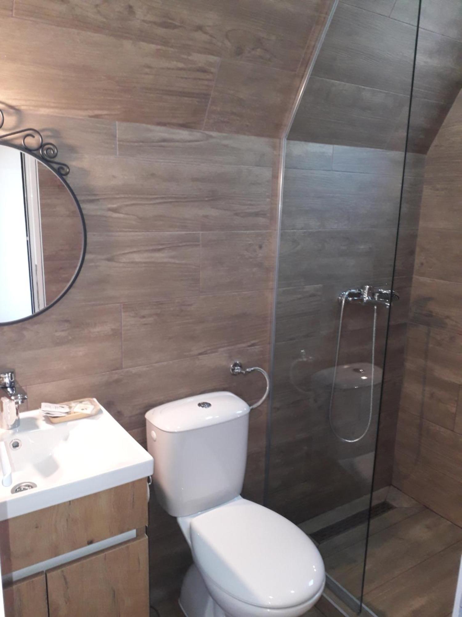 Hotel Marina Oasa Grocka Kültér fotó